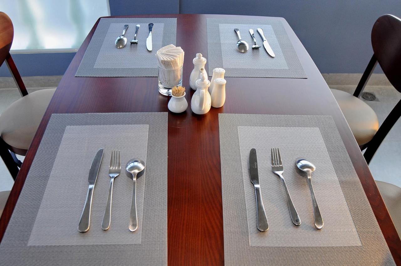 Arise Seaside Hotel Нячанг Екстер'єр фото