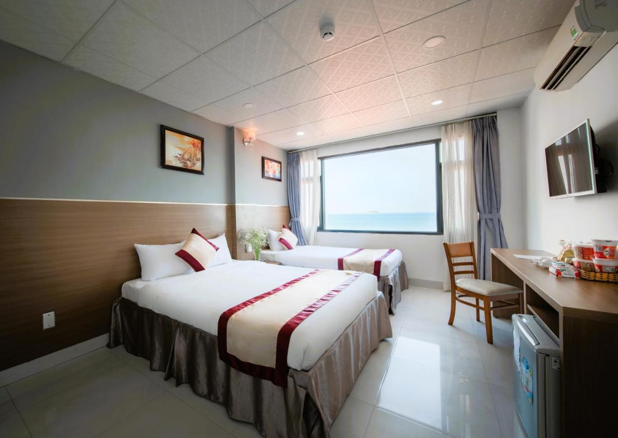 Arise Seaside Hotel Нячанг Екстер'єр фото